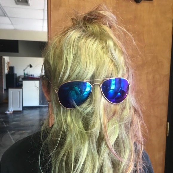 It’s ya girl😜 Laurel💫 - Picture 3 of 6